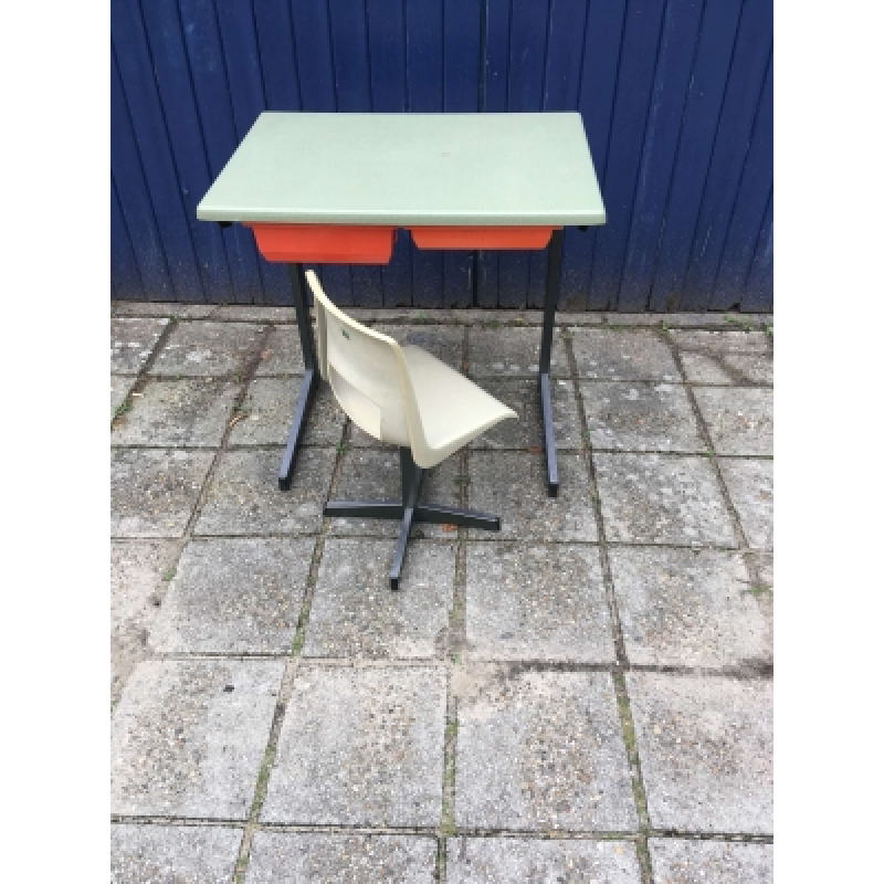 Vintage Eromes bureautje met stoeltje 